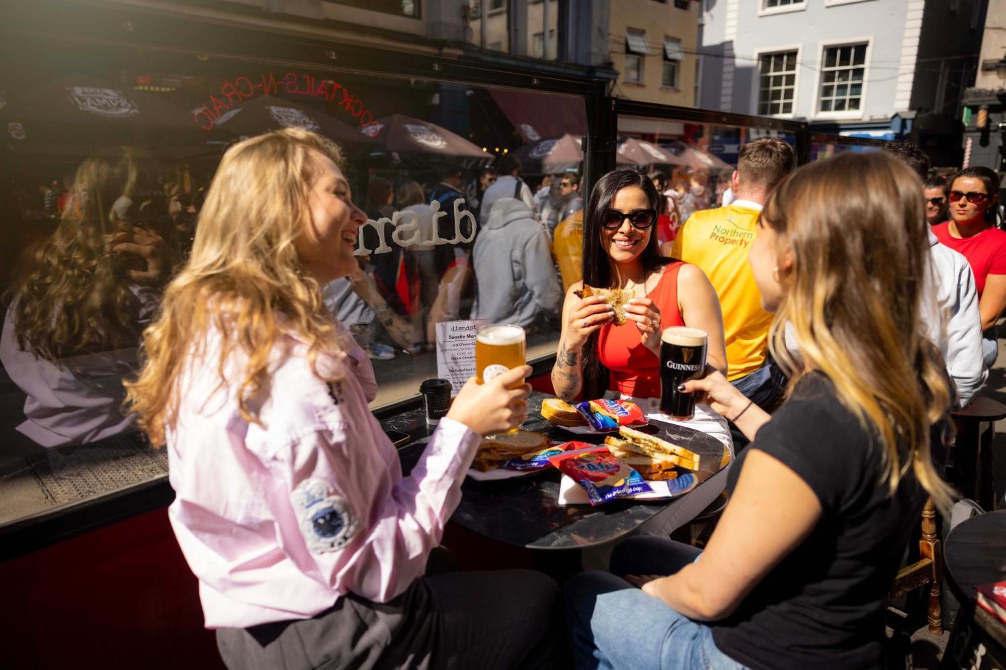 Rezz Temple Bar, Dublin — Photos 1